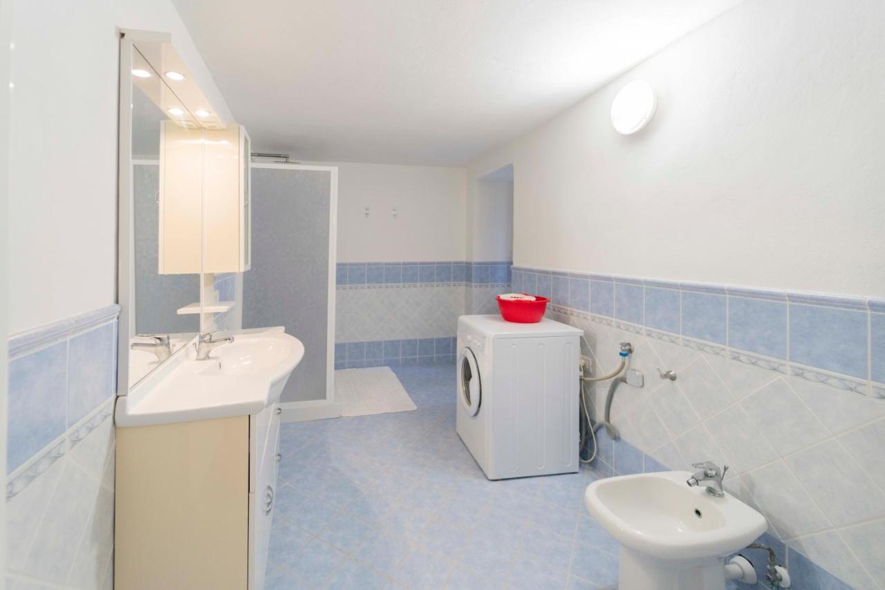 Casa Vacanza Il Portico モネーリア エクステリア 写真