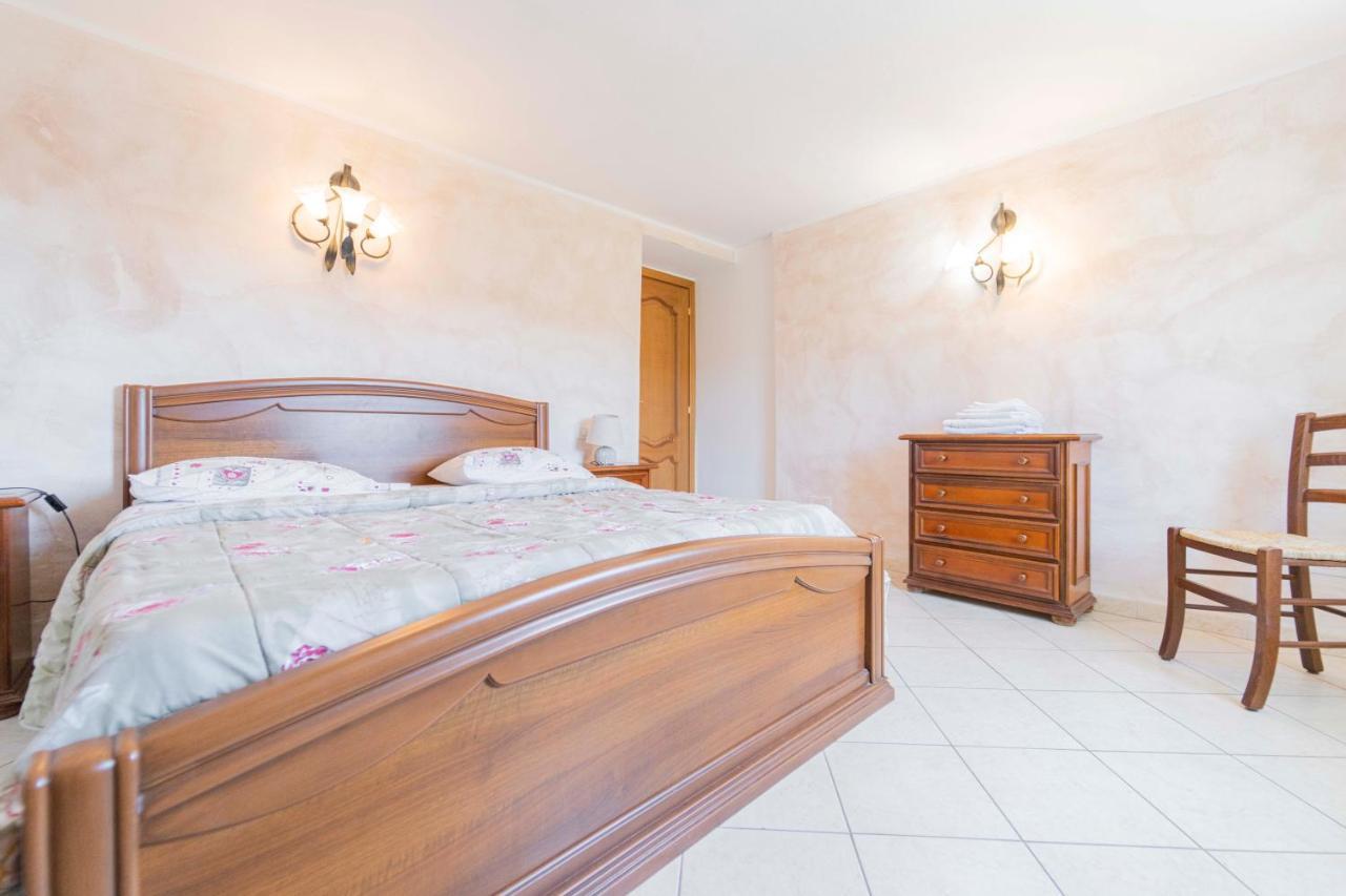 Casa Vacanza Il Portico モネーリア エクステリア 写真