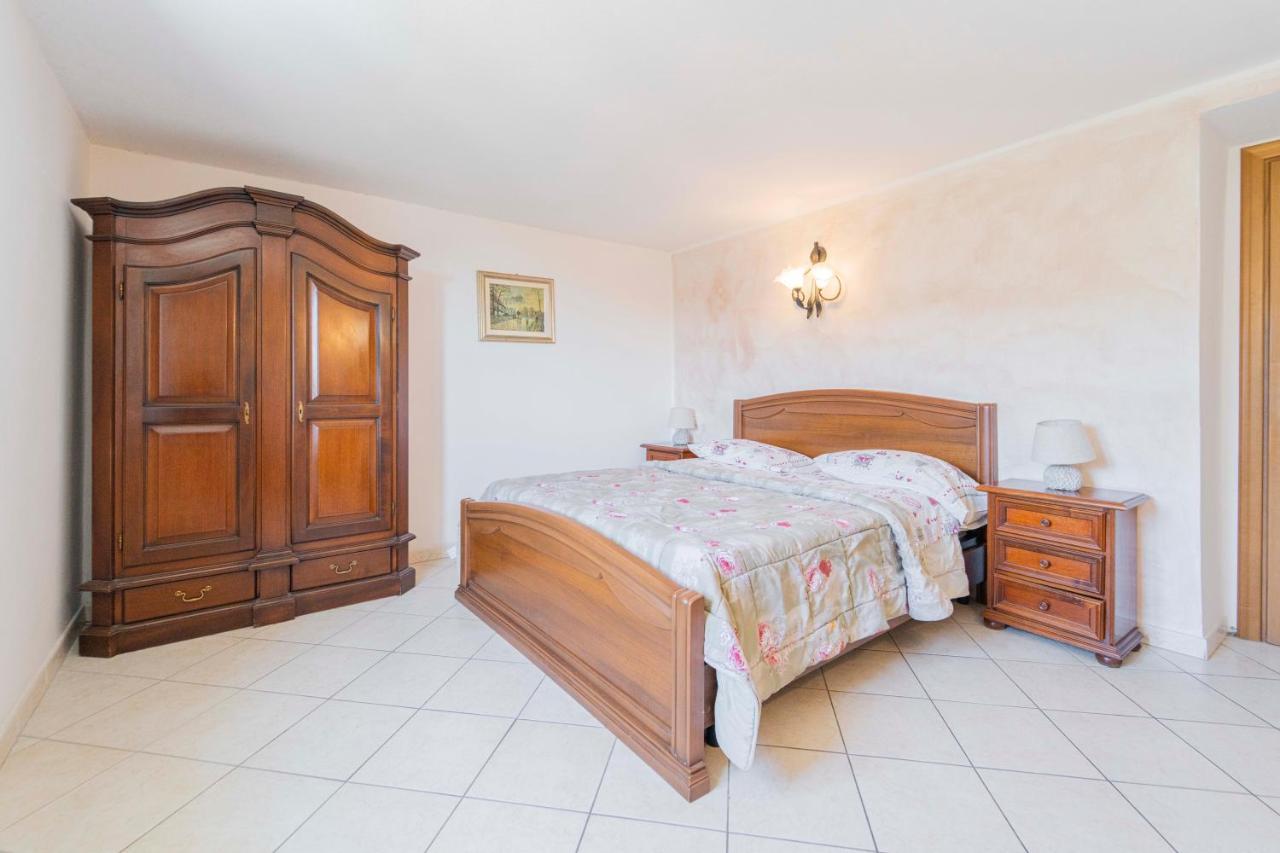 Casa Vacanza Il Portico モネーリア エクステリア 写真