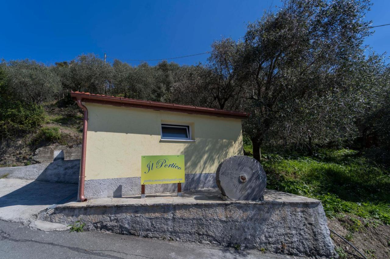 Casa Vacanza Il Portico モネーリア エクステリア 写真