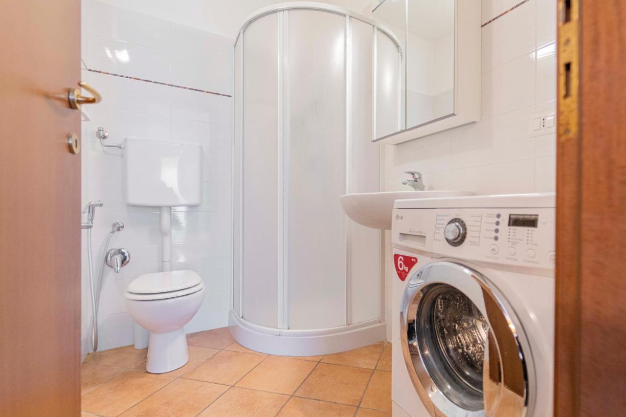 Casa Vacanza Il Portico モネーリア エクステリア 写真
