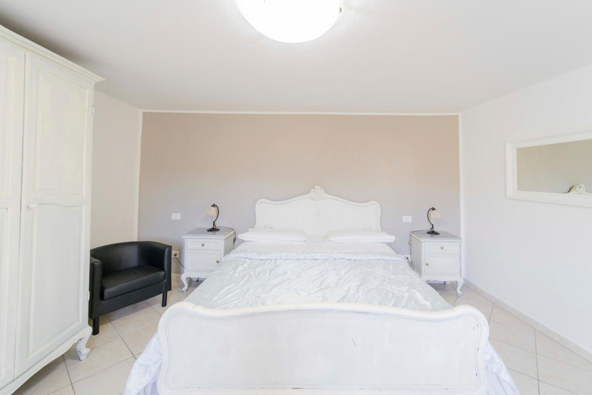Casa Vacanza Il Portico モネーリア 部屋 写真